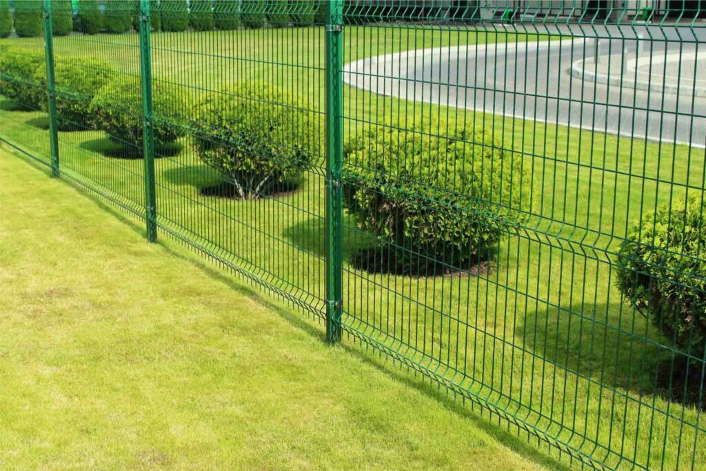 installation de clôture de jardin à Nancy, Lunéville, Baccarat, Toul, Champigneulles, Frouard
